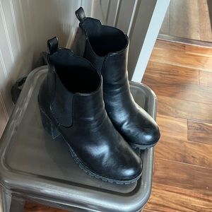 Black boots ankle